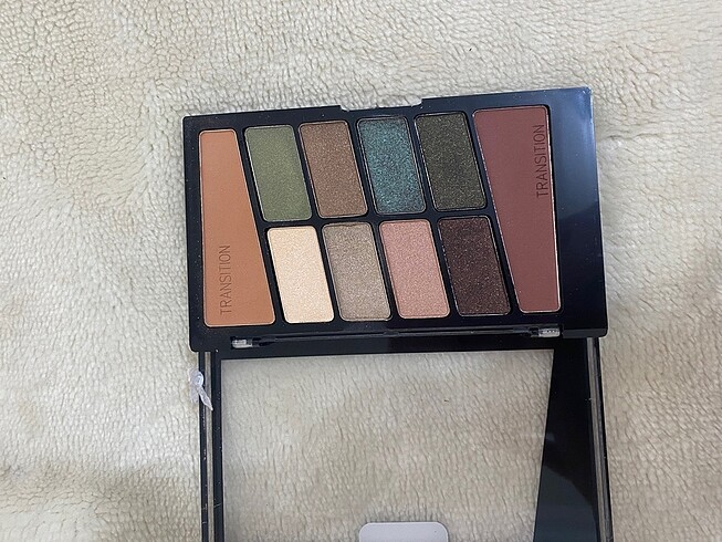 Wet n wild wet n wild comfort zone far paleti