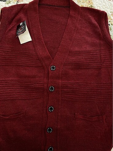 Bordo yelek