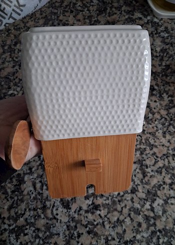 Beyaz Seramik Kapaklı Ahşap Baharat Kabı - Görsel 4