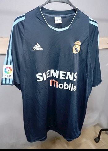 Zinadine zidane Real Madrid 2003 formasi