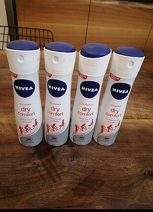 3 adet nivea deodorant