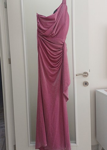 Pembe Drapeli Uzun Abiye Elbise