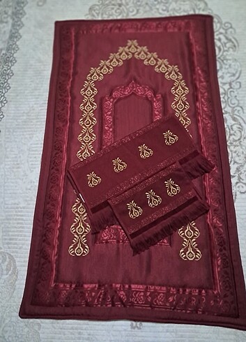 El işi seccade ve havlu takımı