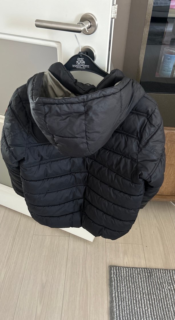 Benetton Erkek Çocuk Kapüşonlu Fermuarlı siyah Mont - Görsel 3