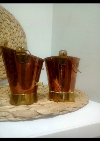 Beden 2 adet bronz saksı