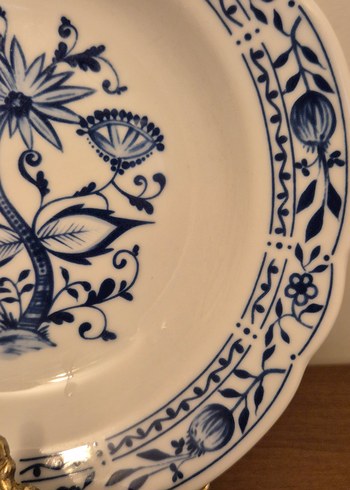 Mavi Çiçek Desenli Klasik Tabak - Görsel 4