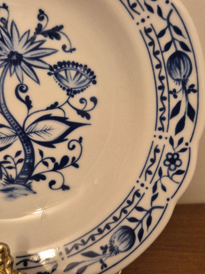 Mavi Çiçek Desenli Klasik Tabak - Görsel 4