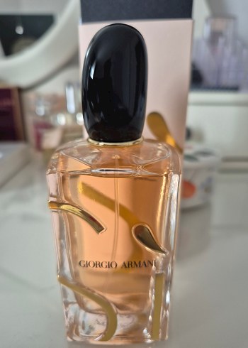 Giorgio Armani Giorgio Armani si Kadın Parfümü 100ml