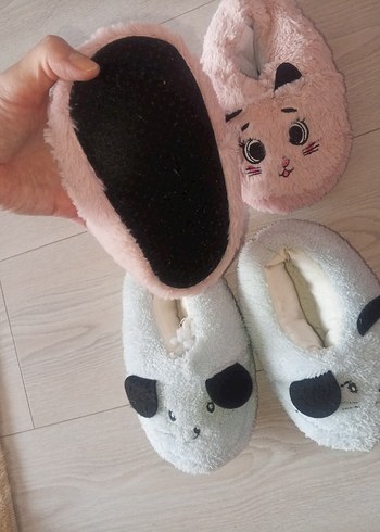 Kızlar için peluş hayvan figürlü sıcak panduf - Görsel 2