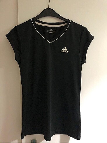 Adidas tişört