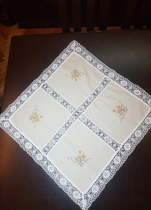 DANTEL MASA ÖRTÜSÜ