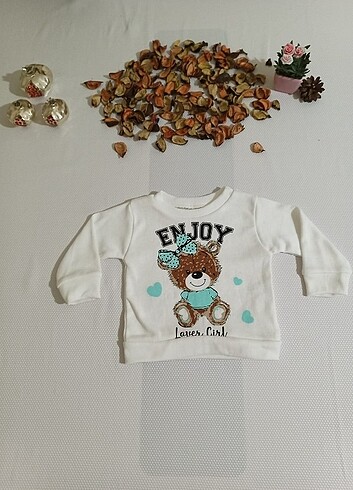 1,5 Yaş Beden Mevsimlik kız bebek takımı 