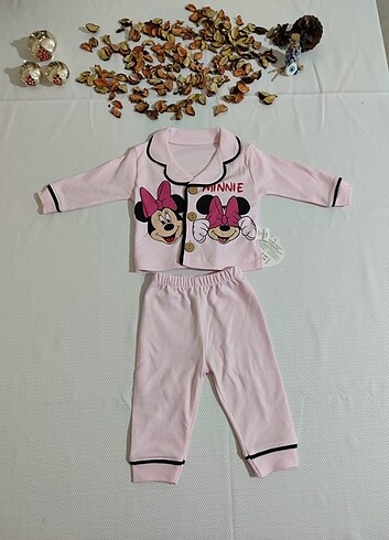 Diğer Minnie baskılı önden düğmeli pijama takımı