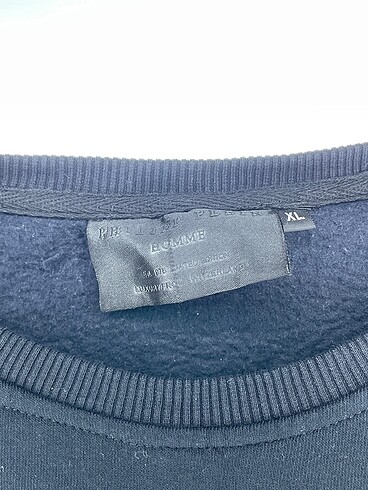 s Beden siyah Renk PreLoved Sweatshirt %70 İndirimli.