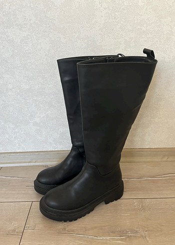 Kadın Siyah Çizme