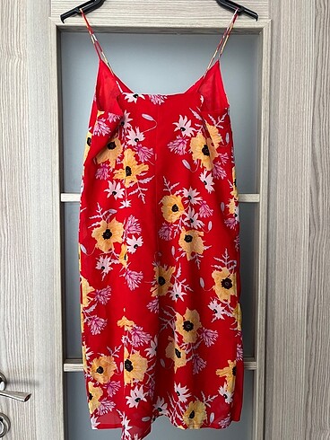 H&M H&M divided çiçekli elbise