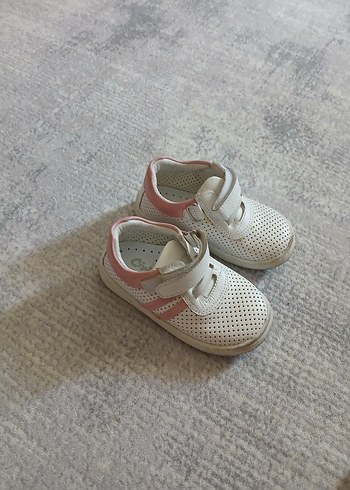 22 Beden pembe Renk Kız Çocuk Pembe Cırtlı Spor Ayakkabı