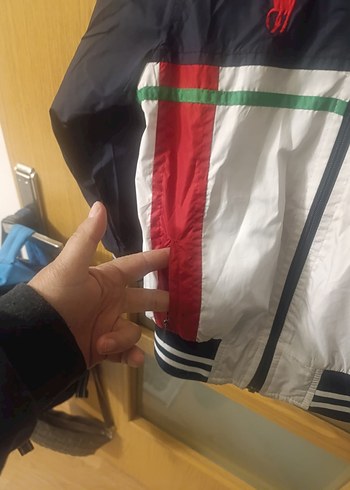 4 Yaş Beden Erkek Çocuk Renkli Fermuarlı Ceket