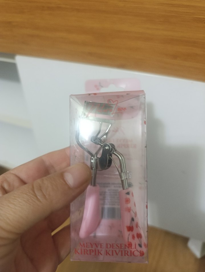 Meyve Desenli Pembe Kirpik Kıvırıcı - Görsel 5