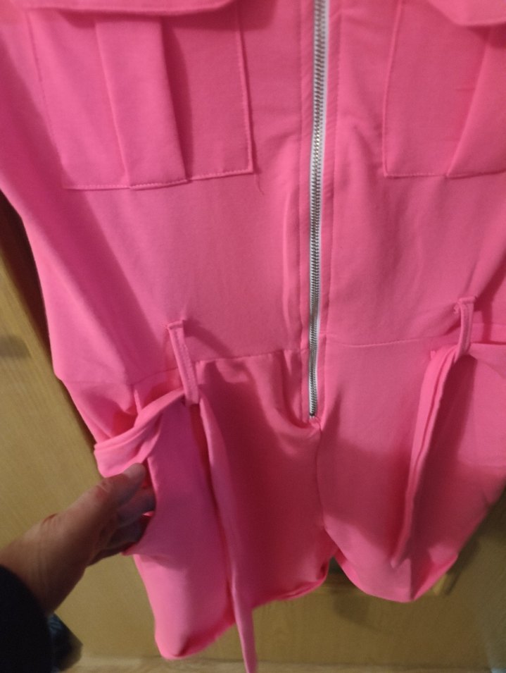 Pembe Kısa Kollu Kadın Tulum - Görsel 3