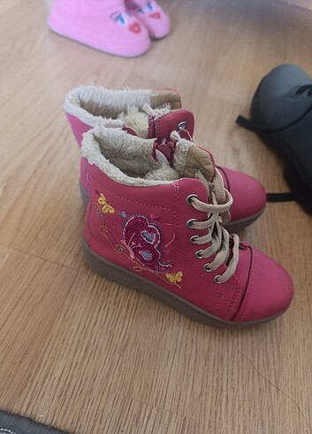 Pembe bot 