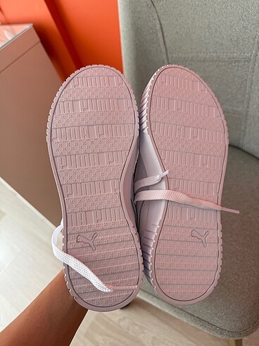 36 Beden beyaz Renk Puma Carina 385849-02