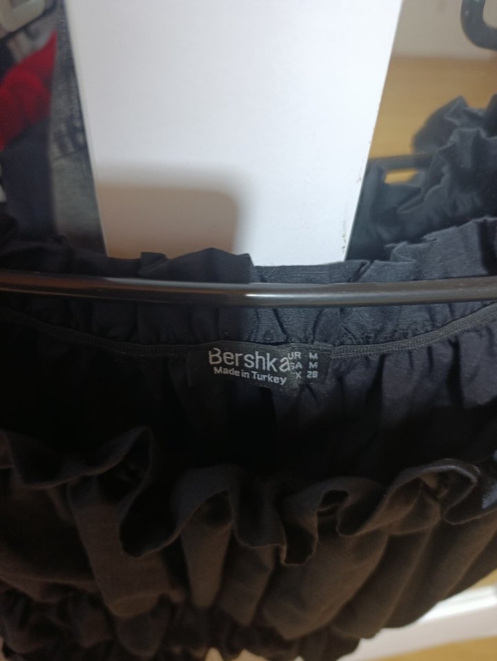 Siyah Straplez Fırfırlı Gotik Mini Bluz - Görsel 3