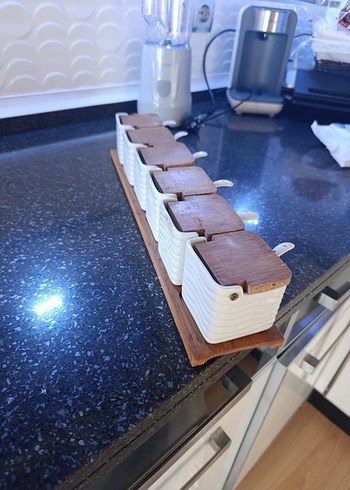 Ahşap Kapaklı Beyaz Baharatlık Seti - Görsel 3