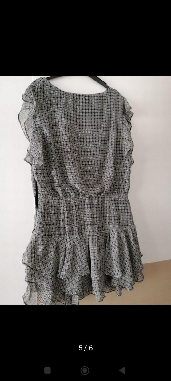 Gri Puantiyeli Fırfırlı Mini Elbise - Görsel 3