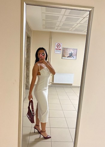 Beyaz Straplez Midi Elbise - Görsel 5