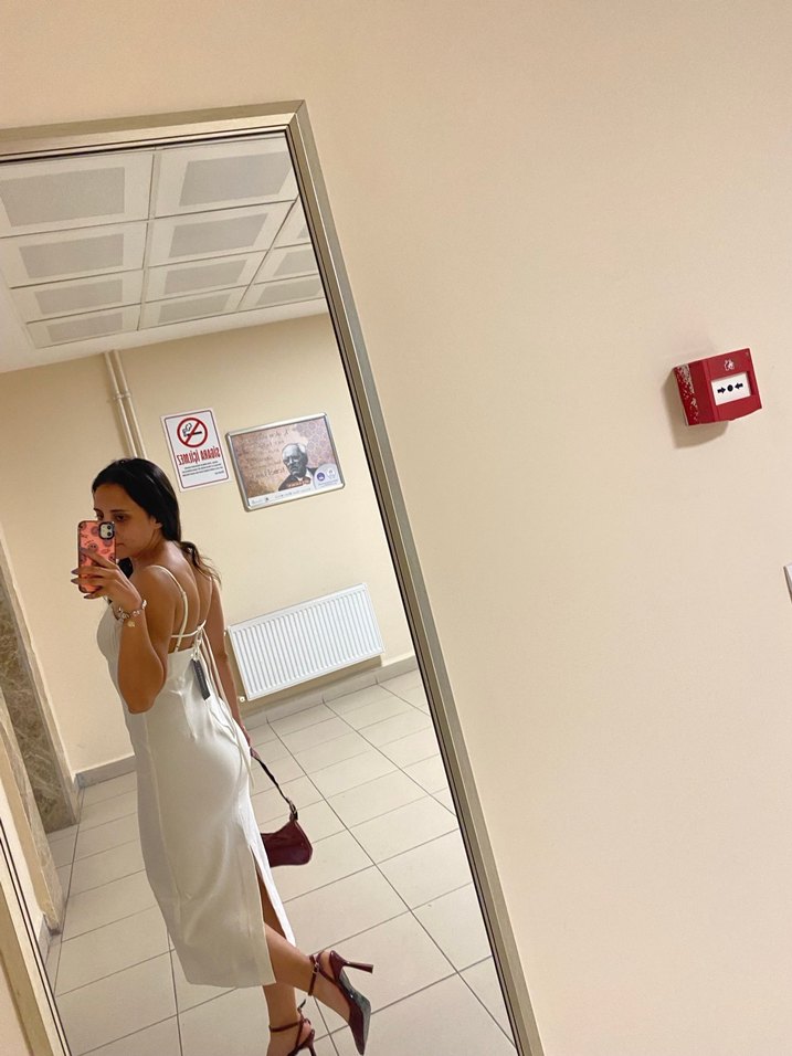 Beyaz Straplez Midi Elbise - Görsel 4