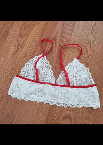 Zara Nakışlı Beyaz Mini Bohem Bralet