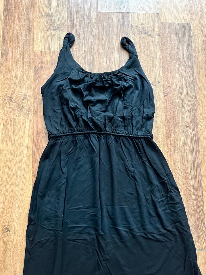 Siyah Uzun Drapeli Askılı Elbise - Görsel 2