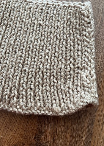 Bej Örme Boyunluk - Görsel 2