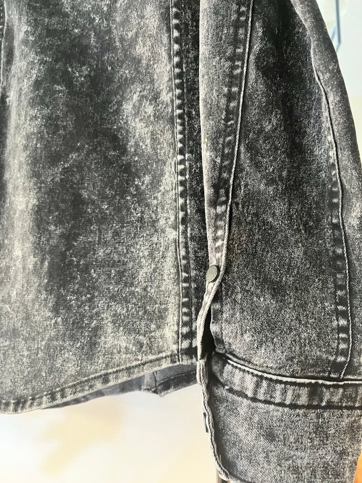 Levis Gri Denim Erkek Gömlek, Düğmeli, Dar Kesim - Görsel 3