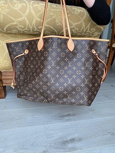 Louis Vuitton Büyük çanta