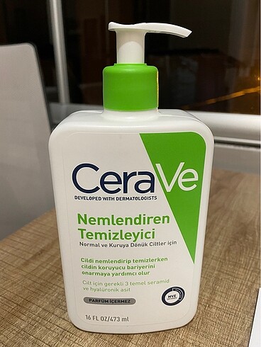 Diğer Cerave yüz temizleme jeli