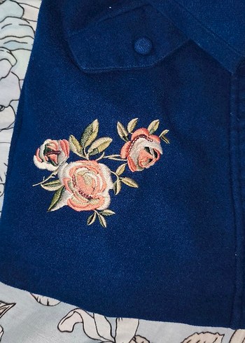 Kız Çocuk Nakışlı Kürklü Mavi Kaban - Görsel 12