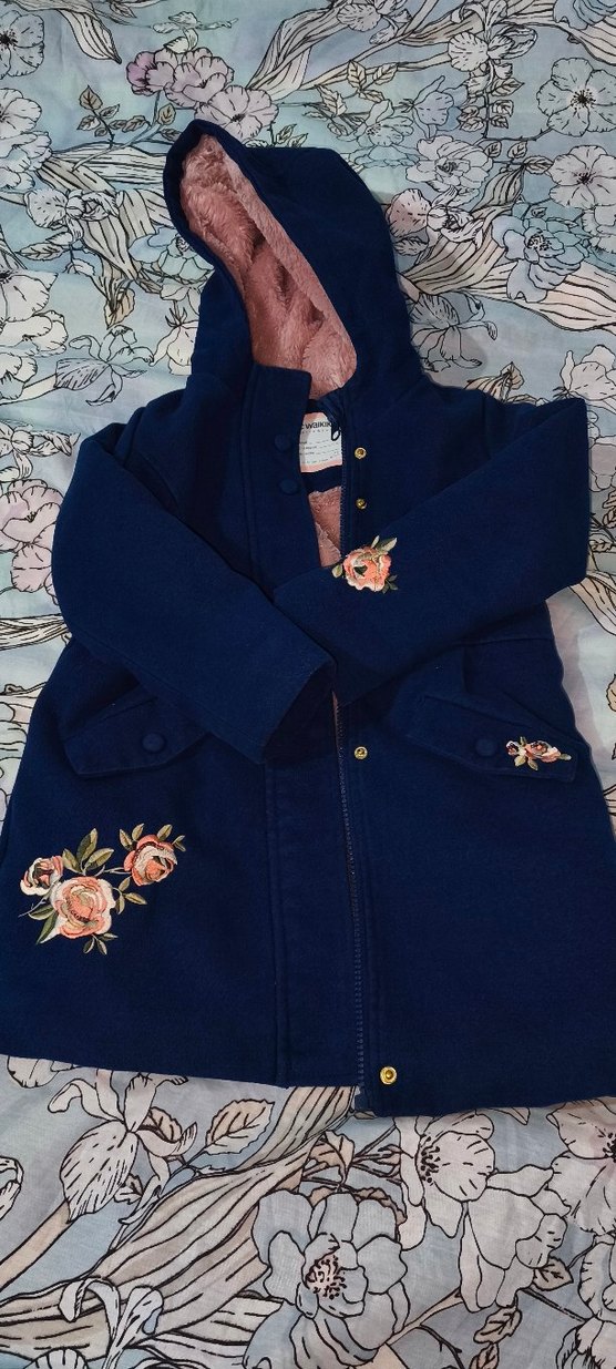 Kız Çocuk Nakışlı Kürklü Mavi Kaban - Görsel 3