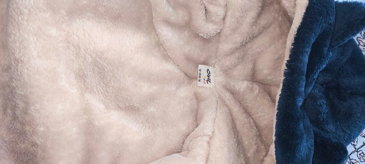 Erkek Çocuk Düğmeli Koyu Mavi Peluş Kaban - Görsel 3