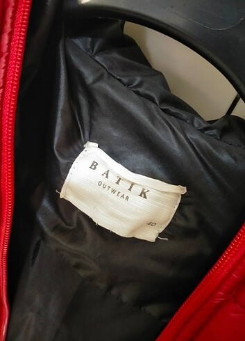 Batik Batik şişme mont