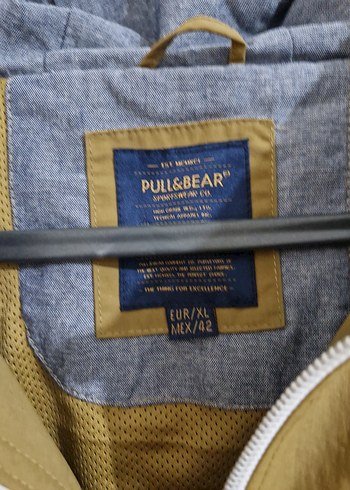pull&bear yağmurluk/rüzgarlık - Görsel 3