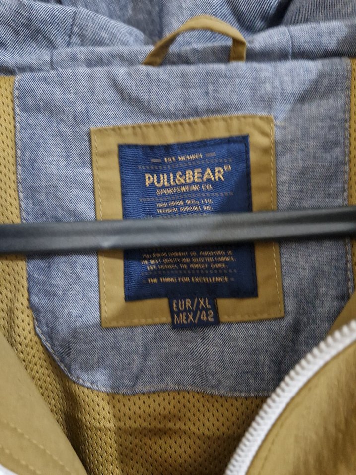 pull&bear yağmurluk/rüzgarlık - Görsel 3