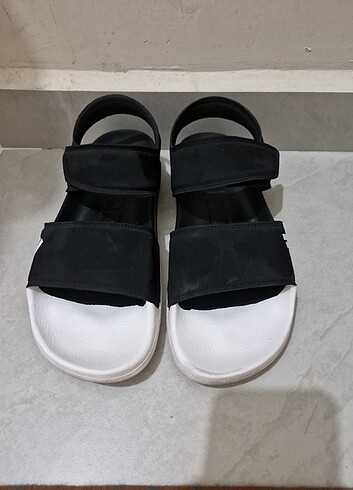 Orjinal adidas sandalet