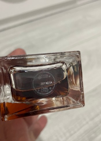 Yves Saint Laurent Yves Saint Laurent Kadın Parfümü