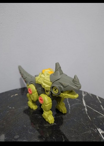 Renkli Yeşil Oyuncak Araba ve Dinozor - Görsel 8