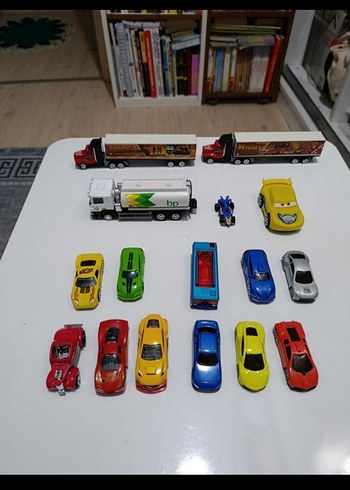 Renkli Mini Oyuncak Arabalar Seti - Görsel 3