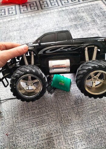 Toyota Tundra Oyuncak Araba - Görsel 10