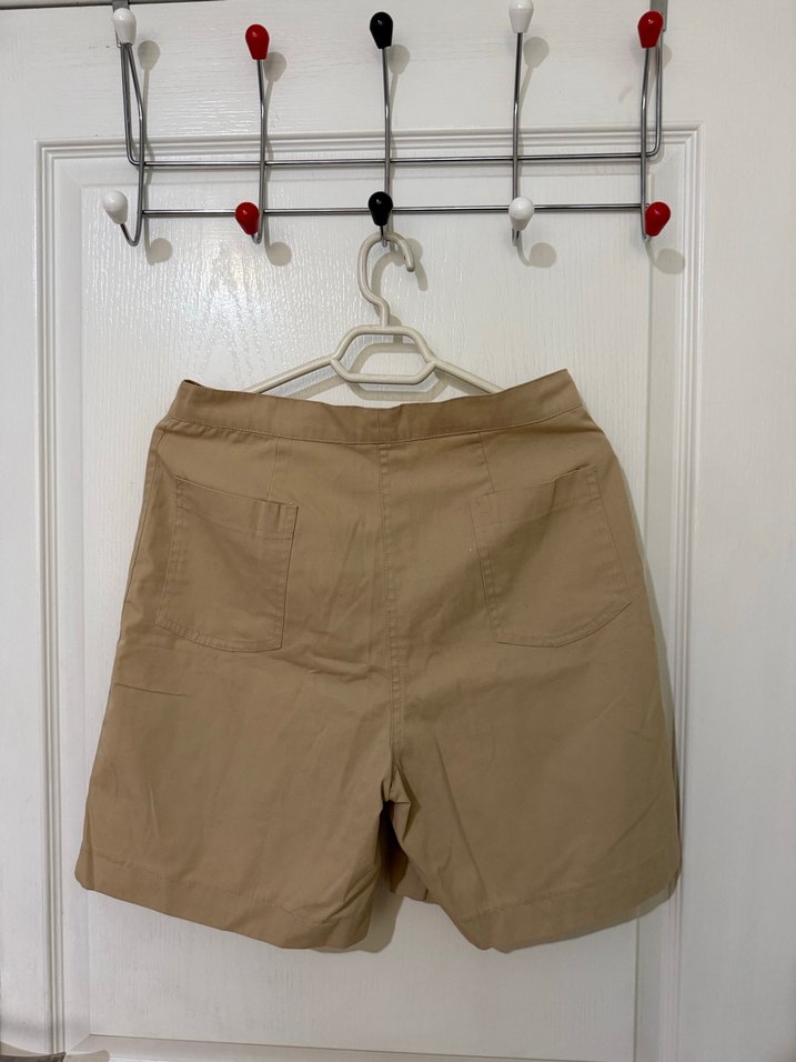 Bej Mini Rahat Kesim Kadın Şort - Görsel 2