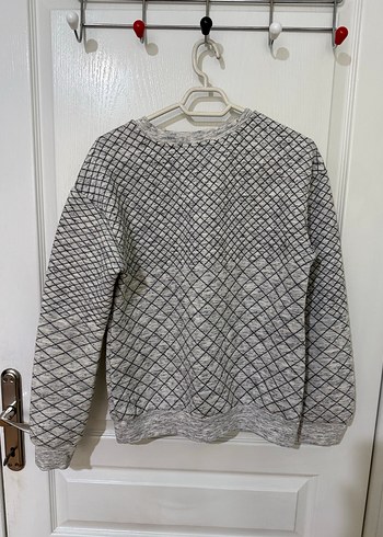 Gri Baskılı Sweatshirt - Görsel 3